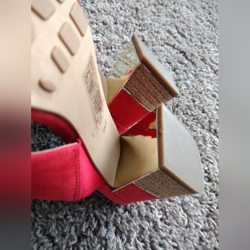 Chico's Faux Suede Block Heel Mules 8.5 NWOT - Picture 7 of 8